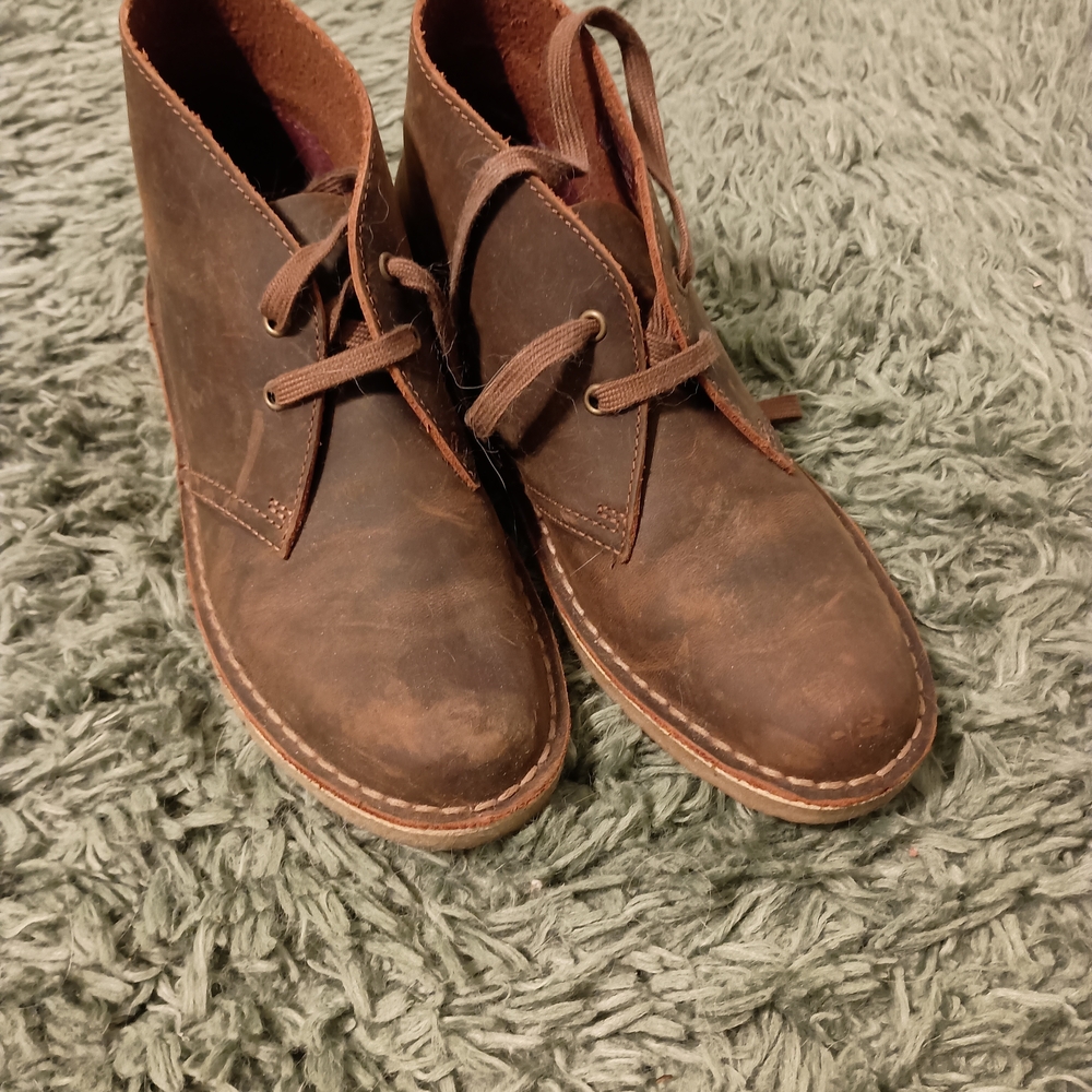 Clarks Originals Desert Boot Like New